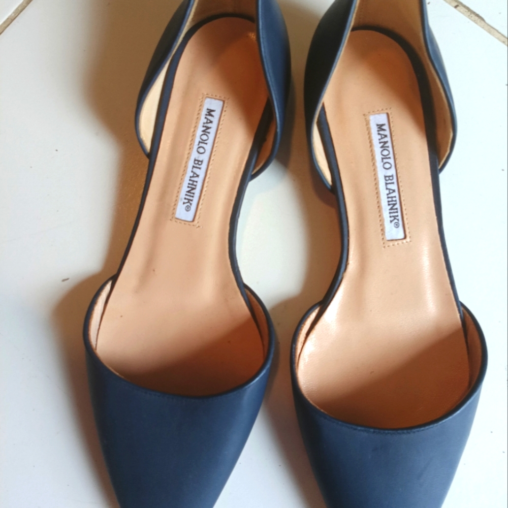 Manolo Blahnik Dark Blue Pointed Flats